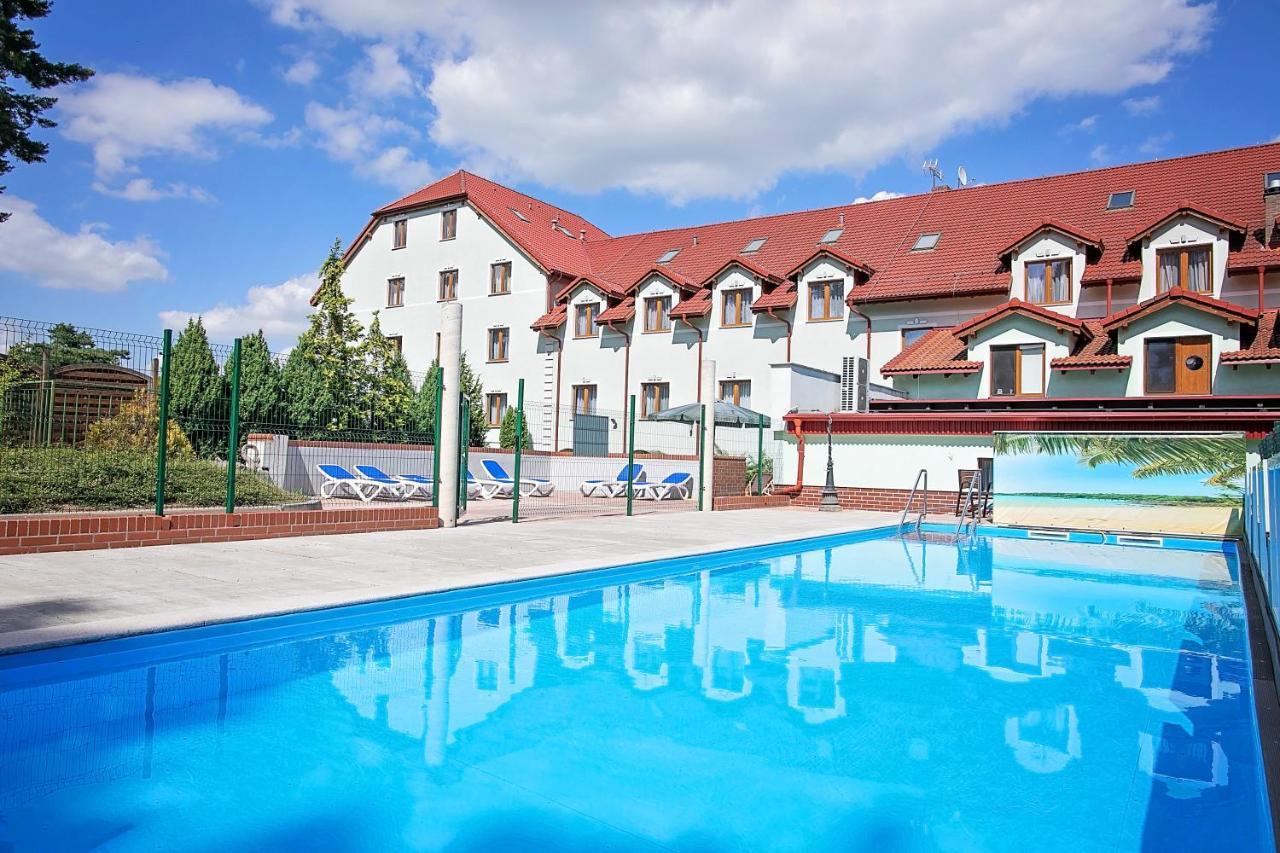 Hotel Horda Слубице Екстериор снимка