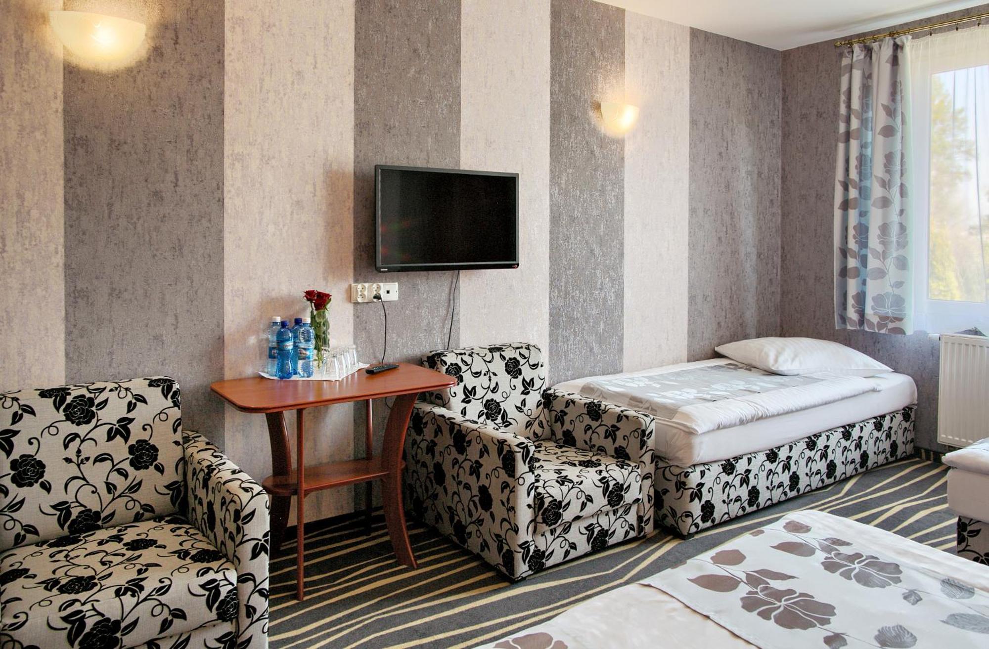 Hotel Horda Слубице Екстериор снимка