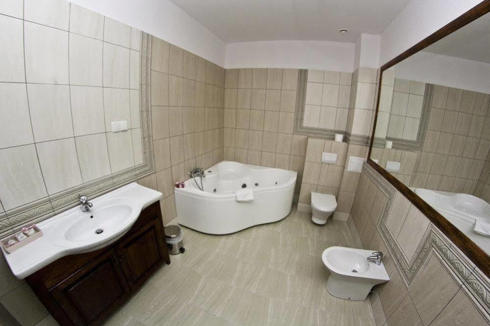 Hotel Horda Слубице Екстериор снимка
